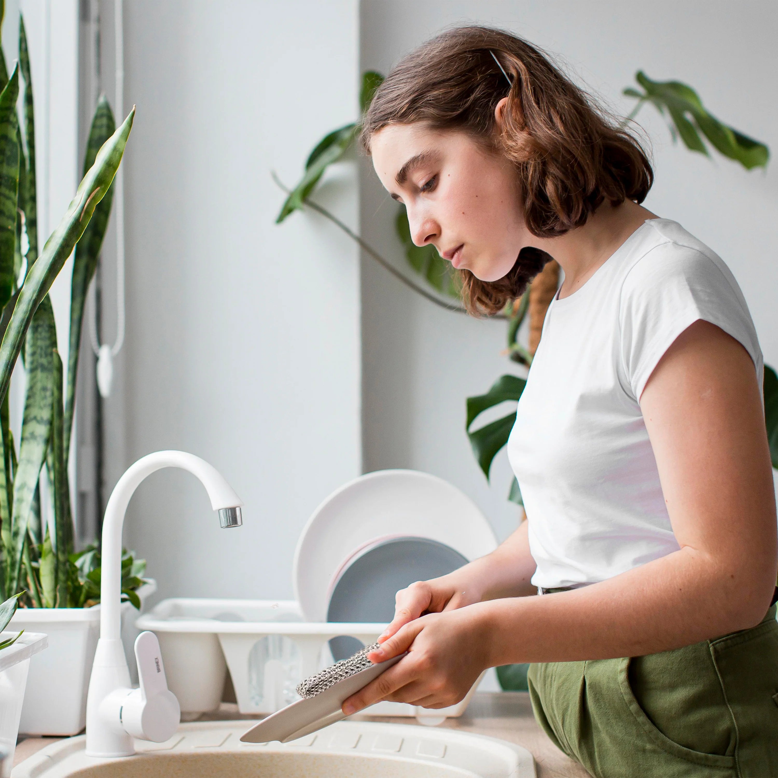 Non-scratch dishwashing cloth